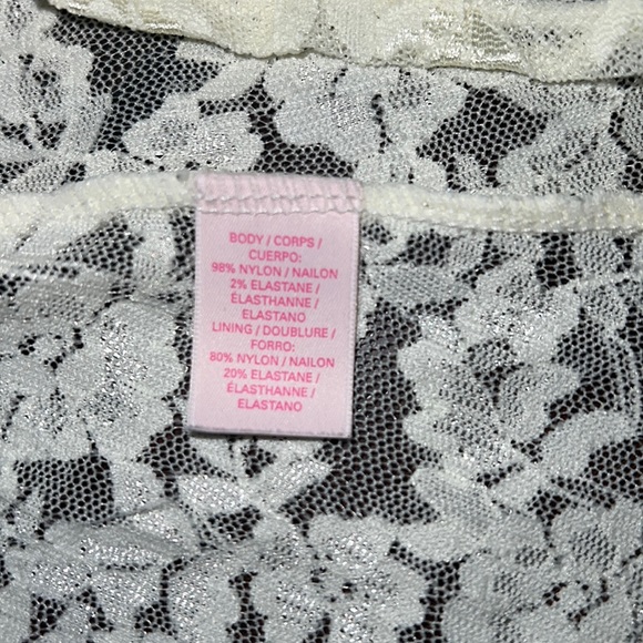 Victoria Secret Lace Tank Blouse - Picture 4 of 5